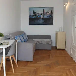 https://citystay-apartament-modern-5-min-plaa.sopothotels.com